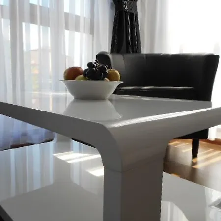 Astoria 3 *