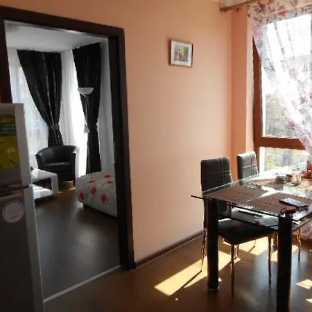 Astoria 3 * Elenite
